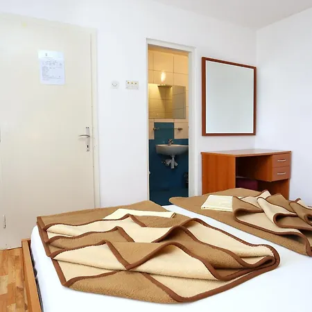 And By The Sea Trpanj, Peljesac - 258 בית הארחה 3*